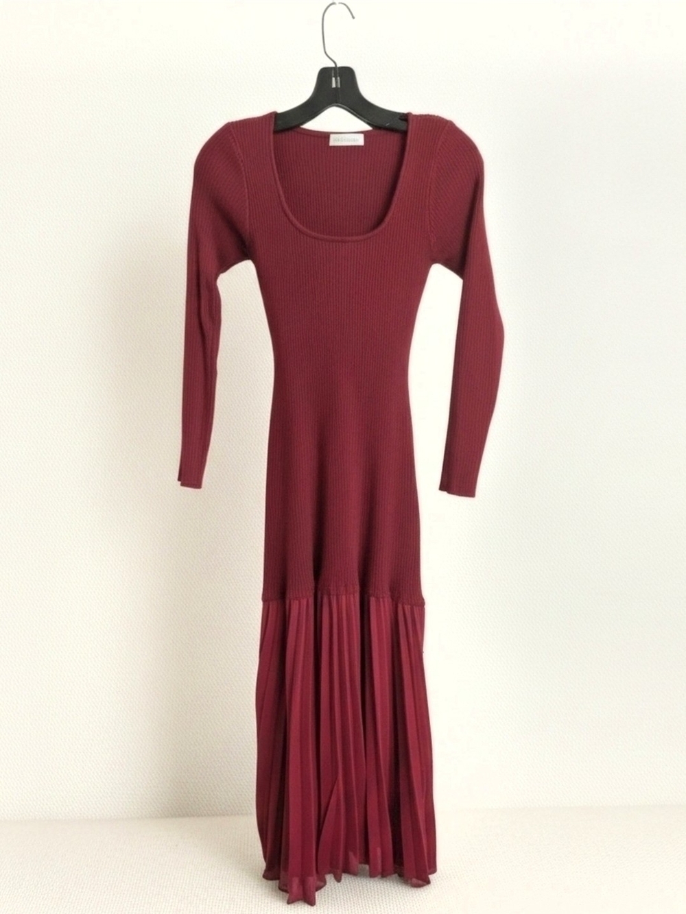 Stunning Long Sleeve Ribbed Maxi Dress in Wine Red With Chiffon Flowy Bottom S